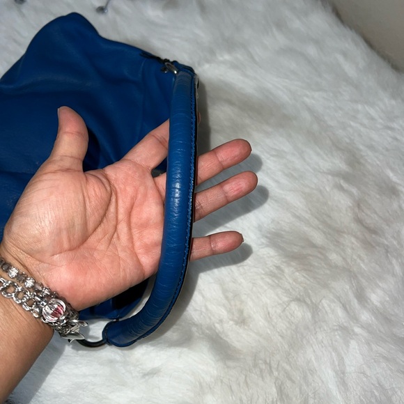 Marc Jacob’s Hobo style bag. Beautiful blue leather. Used good condition. - Picture 6 of 12